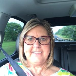 Meet your Posher, Jeannie